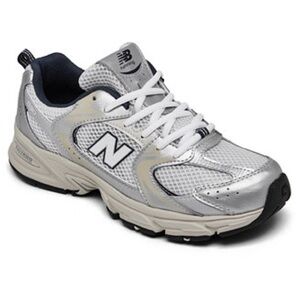 New Balance 530 sneakers